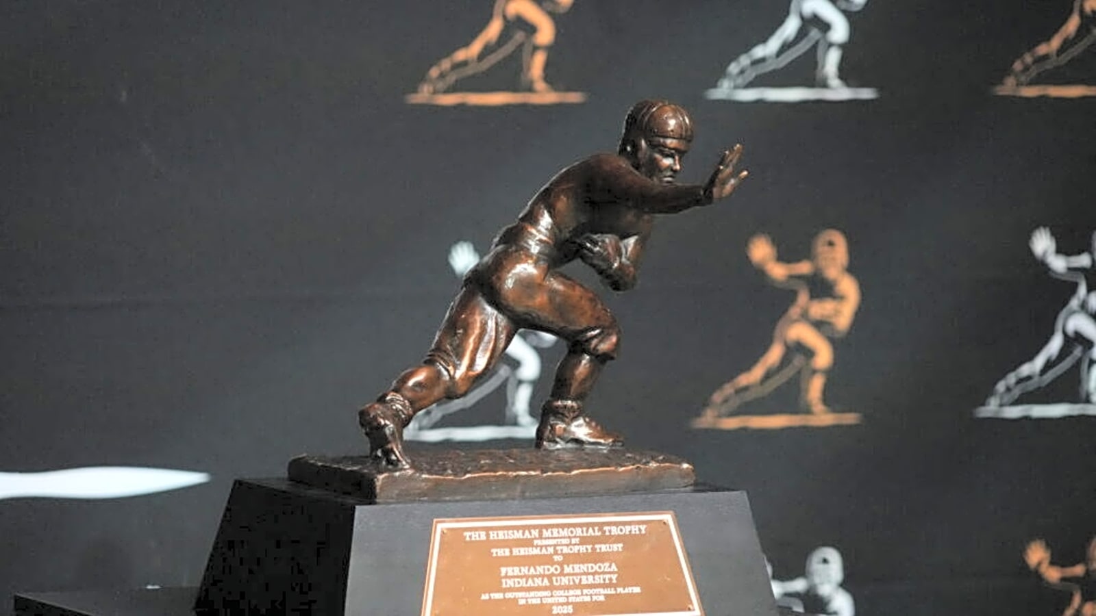 Tim Hasselbeck Reveals 2026 Heisman Pick Without Hesitation