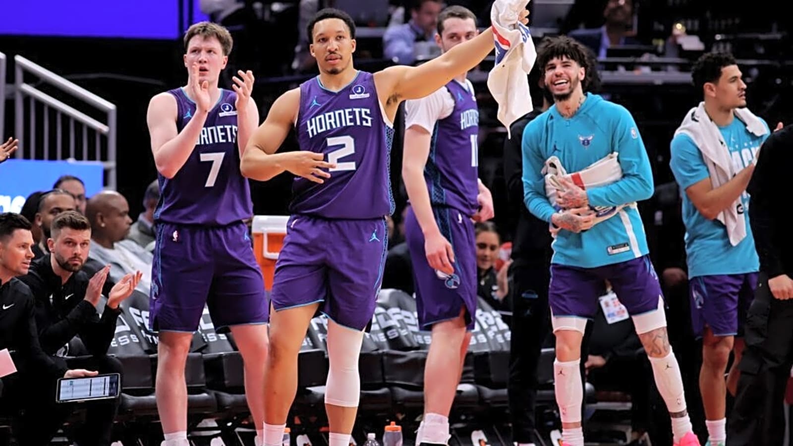 Shorthanded Hornets Face Rockets Without Bridges, Diabate