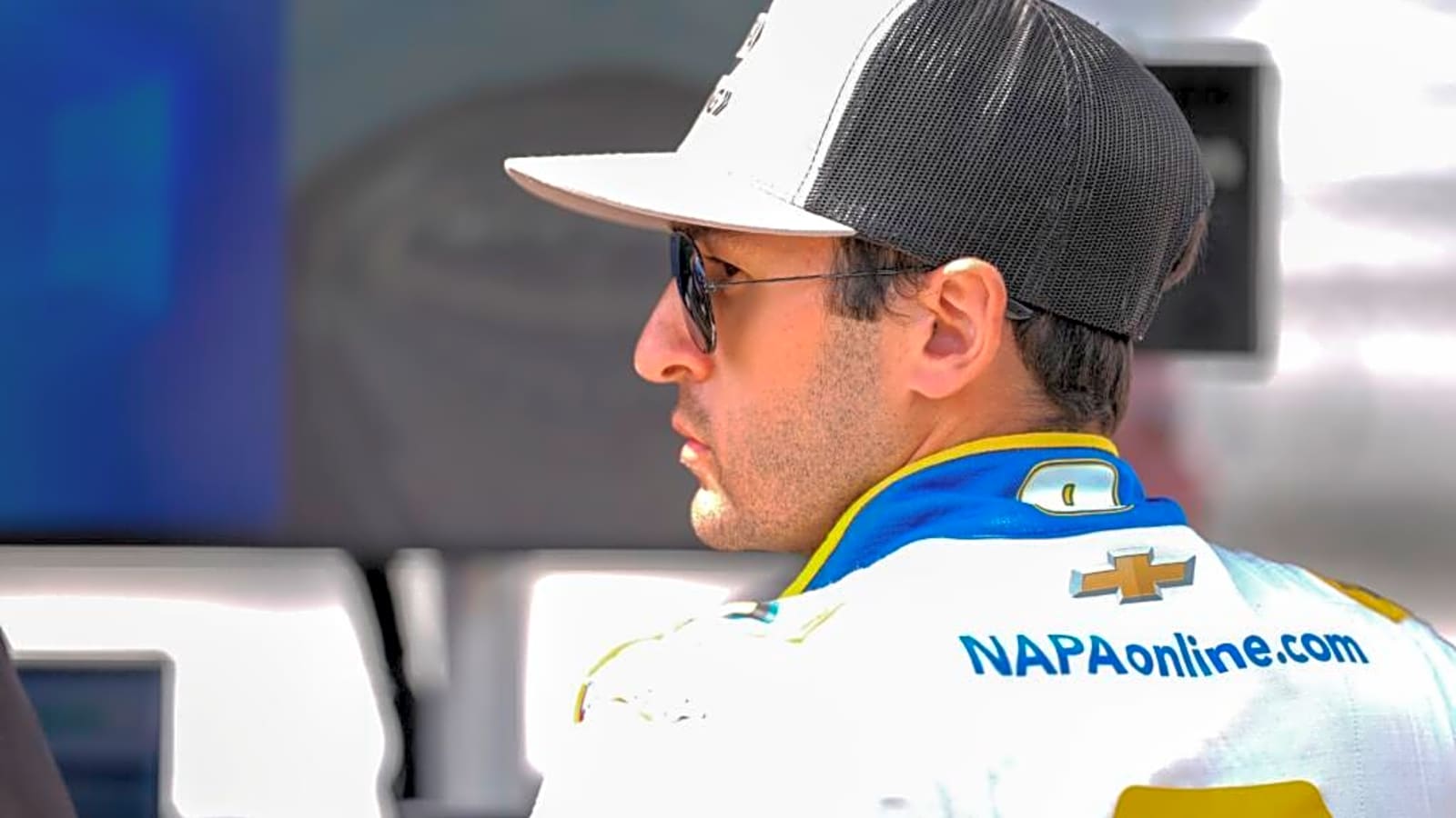 Chase Elliott and Alan Gustafson Missed the Mark at Bristol