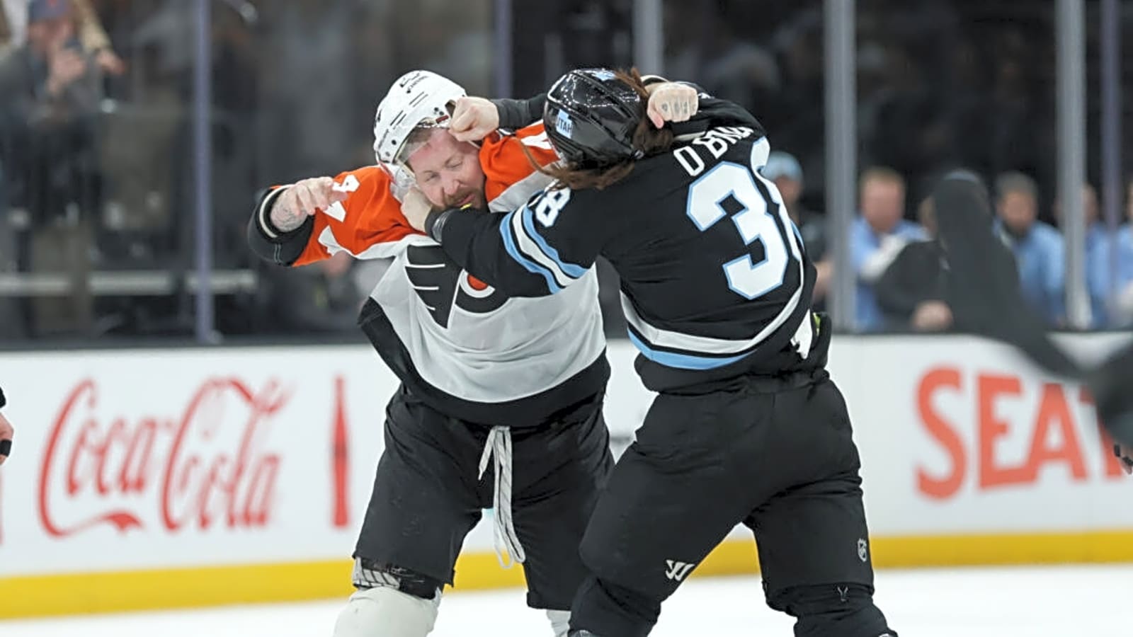 Carolina Hurricanes Acquire Depth Forward from Philadelphia