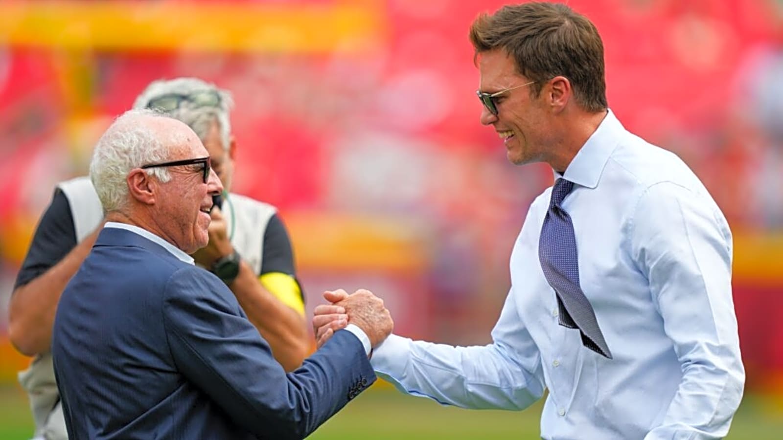 Tom Brady Reportedly Uses TV Knowledge to Benefit Raiders