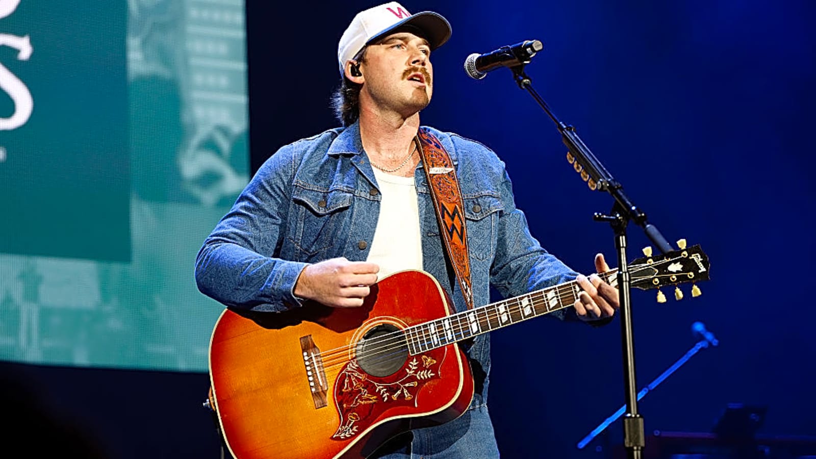 Caitlin Clark Joins Morgan Wallen for Epic Concert Walkout in Indianapolis