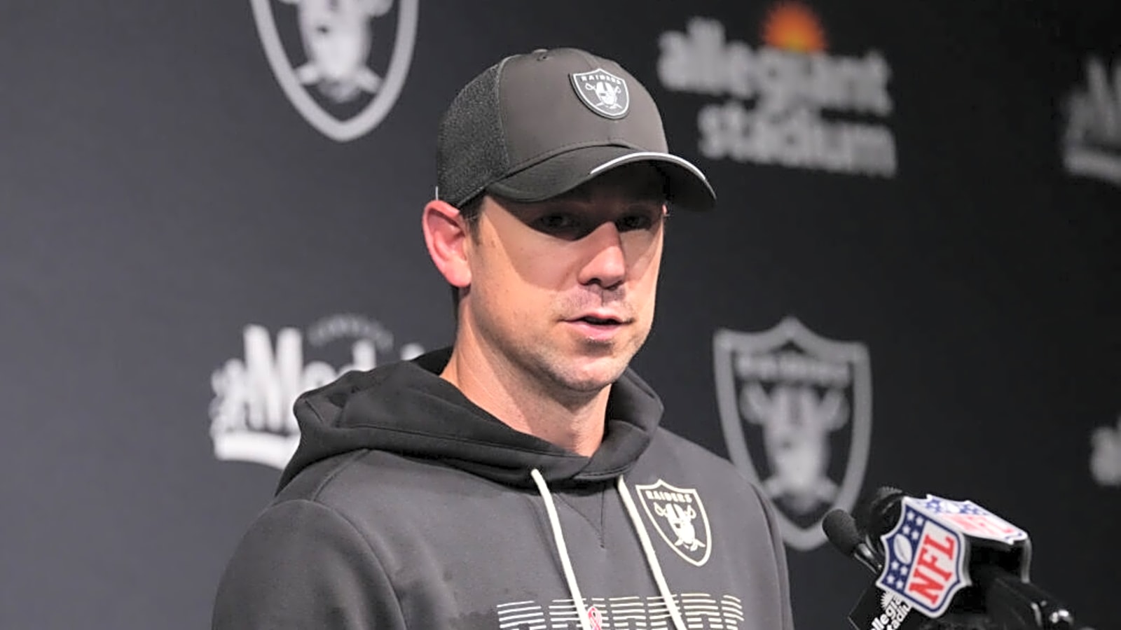 Raiders Emerge in $52 Million Trade Deadline Speculation