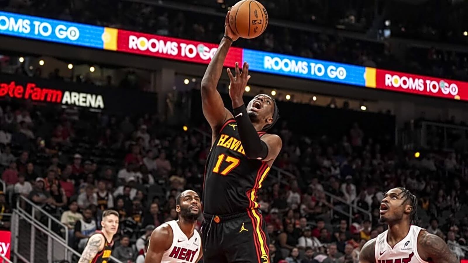 Breaking Down The Hawks’ Starting Center Debate