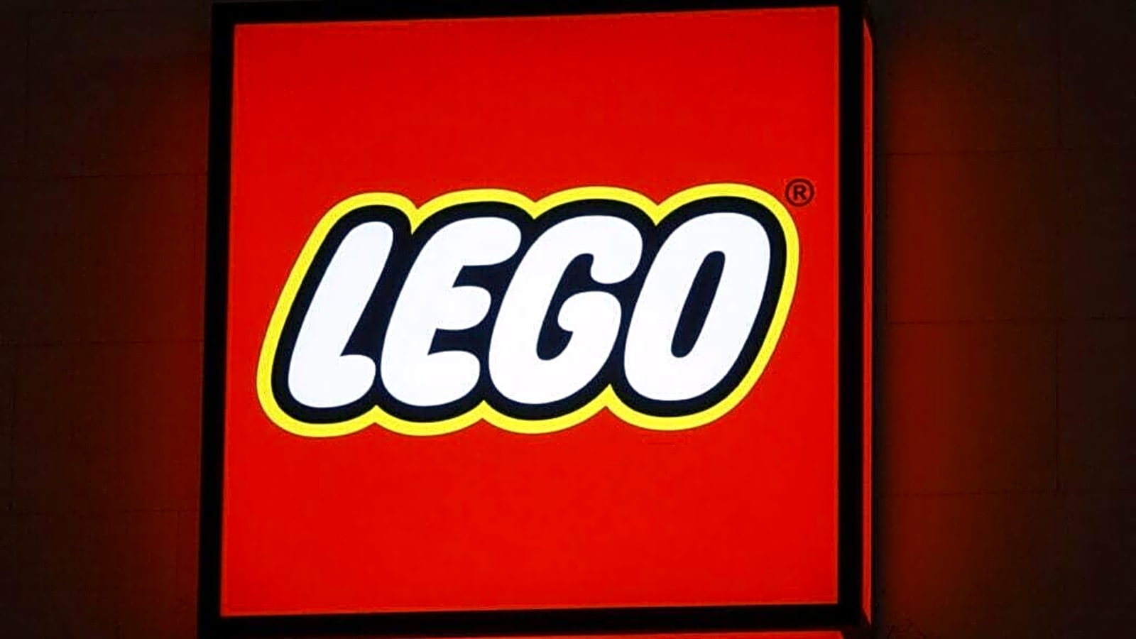 LEGO’s new ad with Lionel Messi, Cristiano Ronaldo is making football fans go crazy