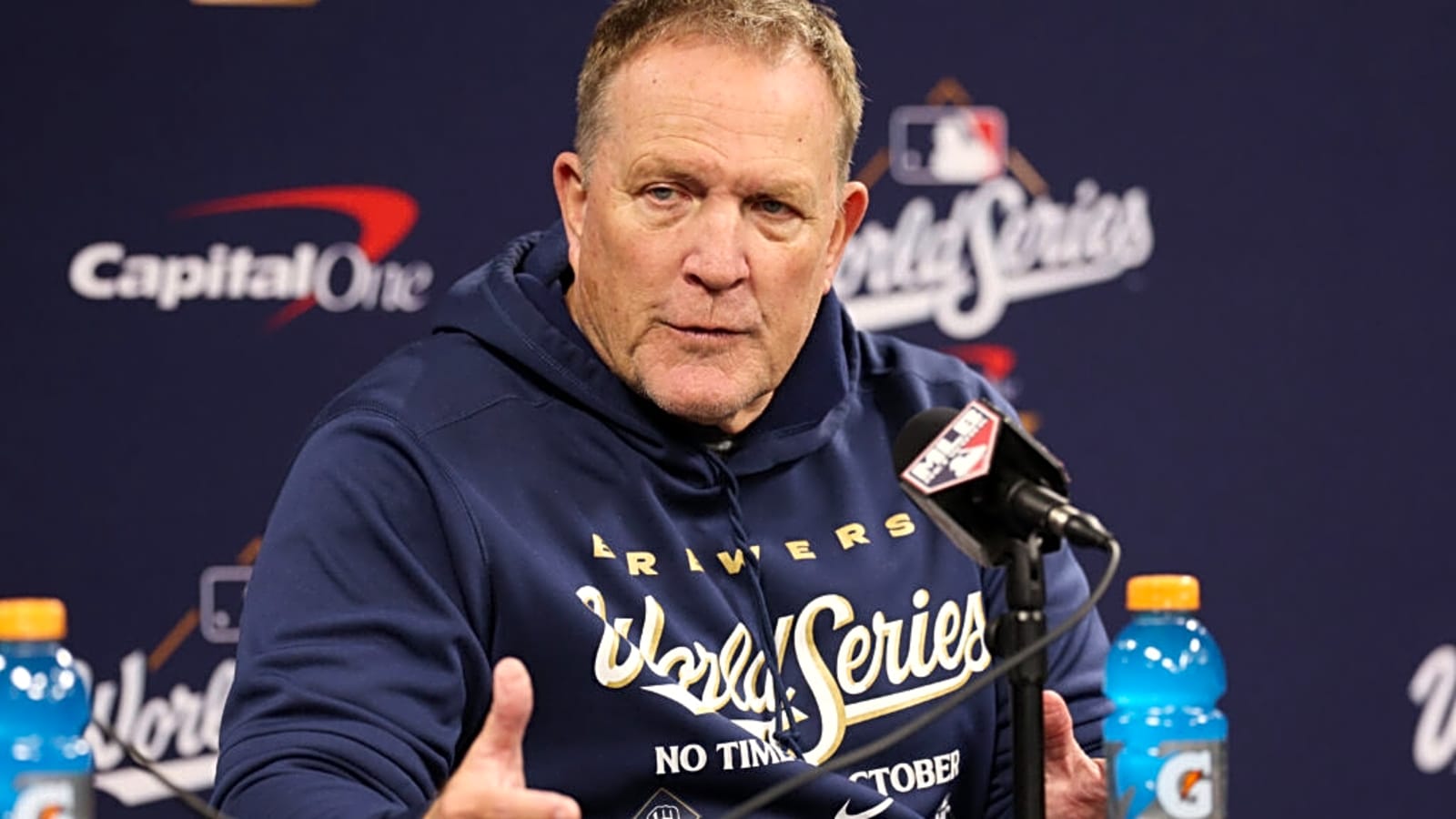 Brewers Officially Release Veteran Pitcher After World Series