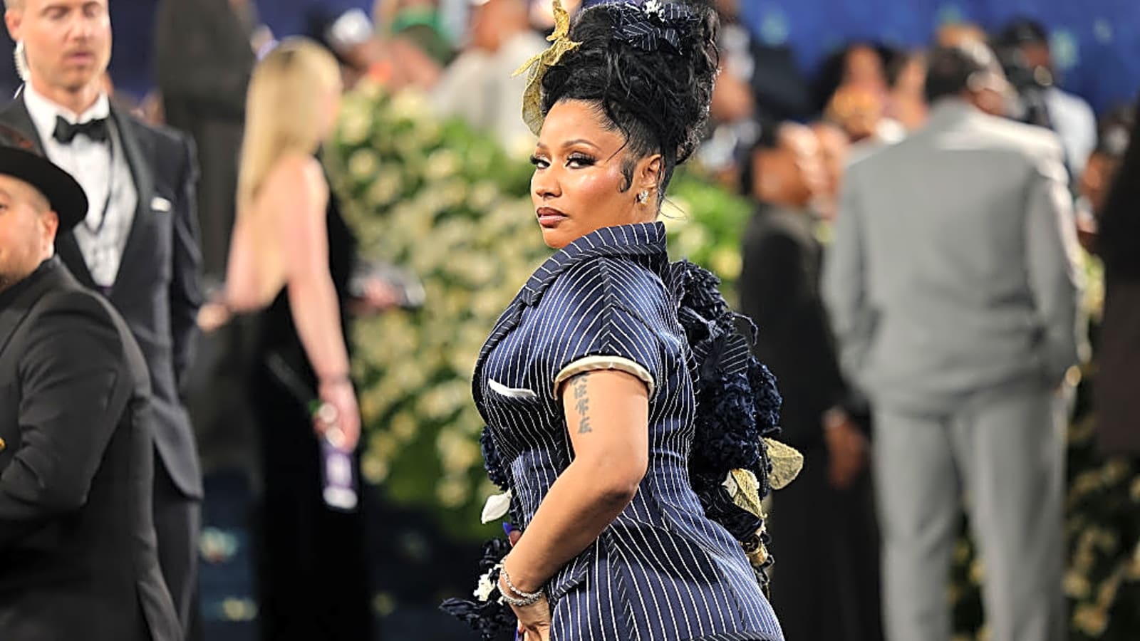 Nicki Minaj Feud with SZA Escalates Amid TDE and Roc Nation Disputes