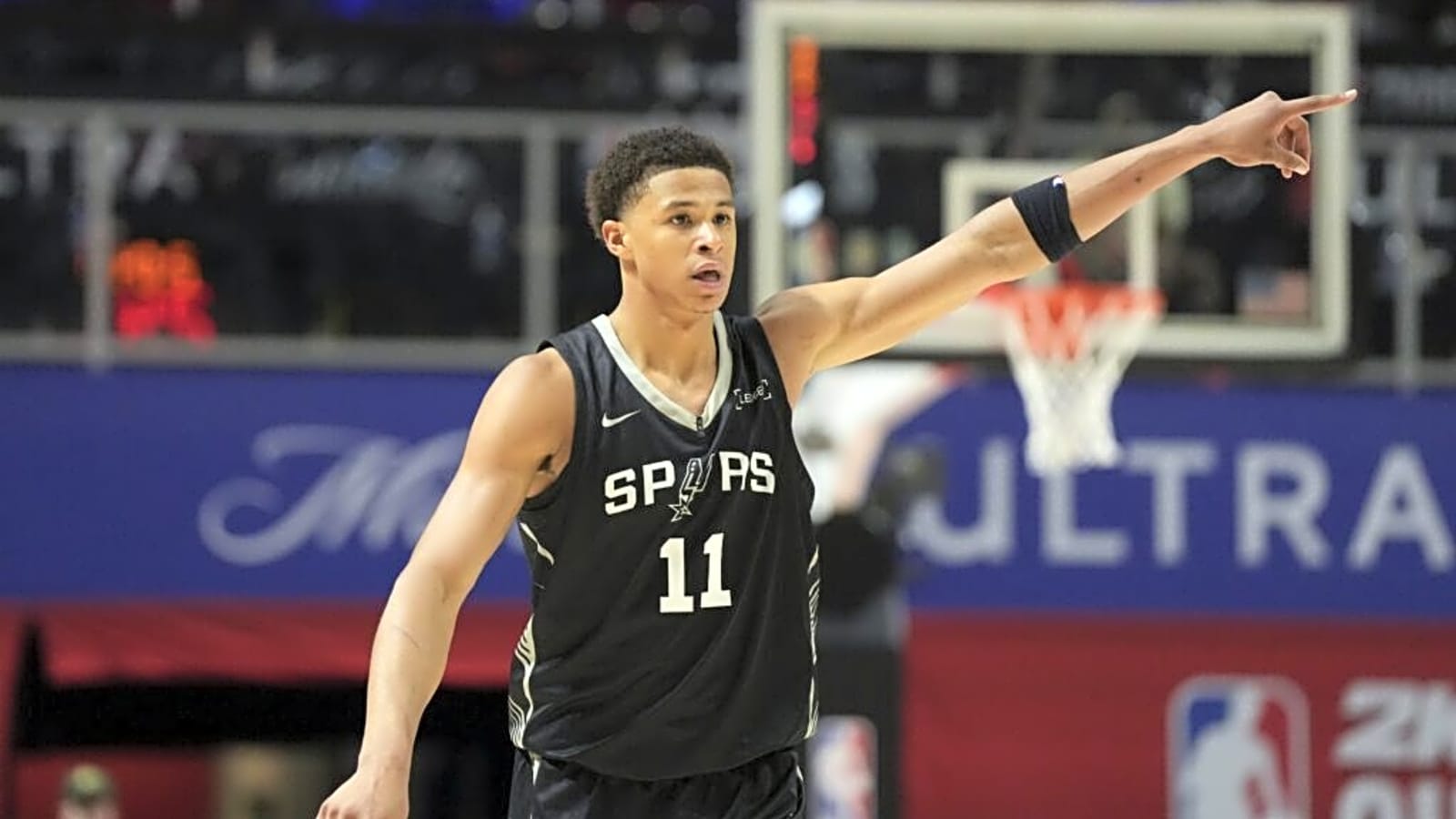 Spurs Defense Set To Be Unstoppable With Carter Bryant