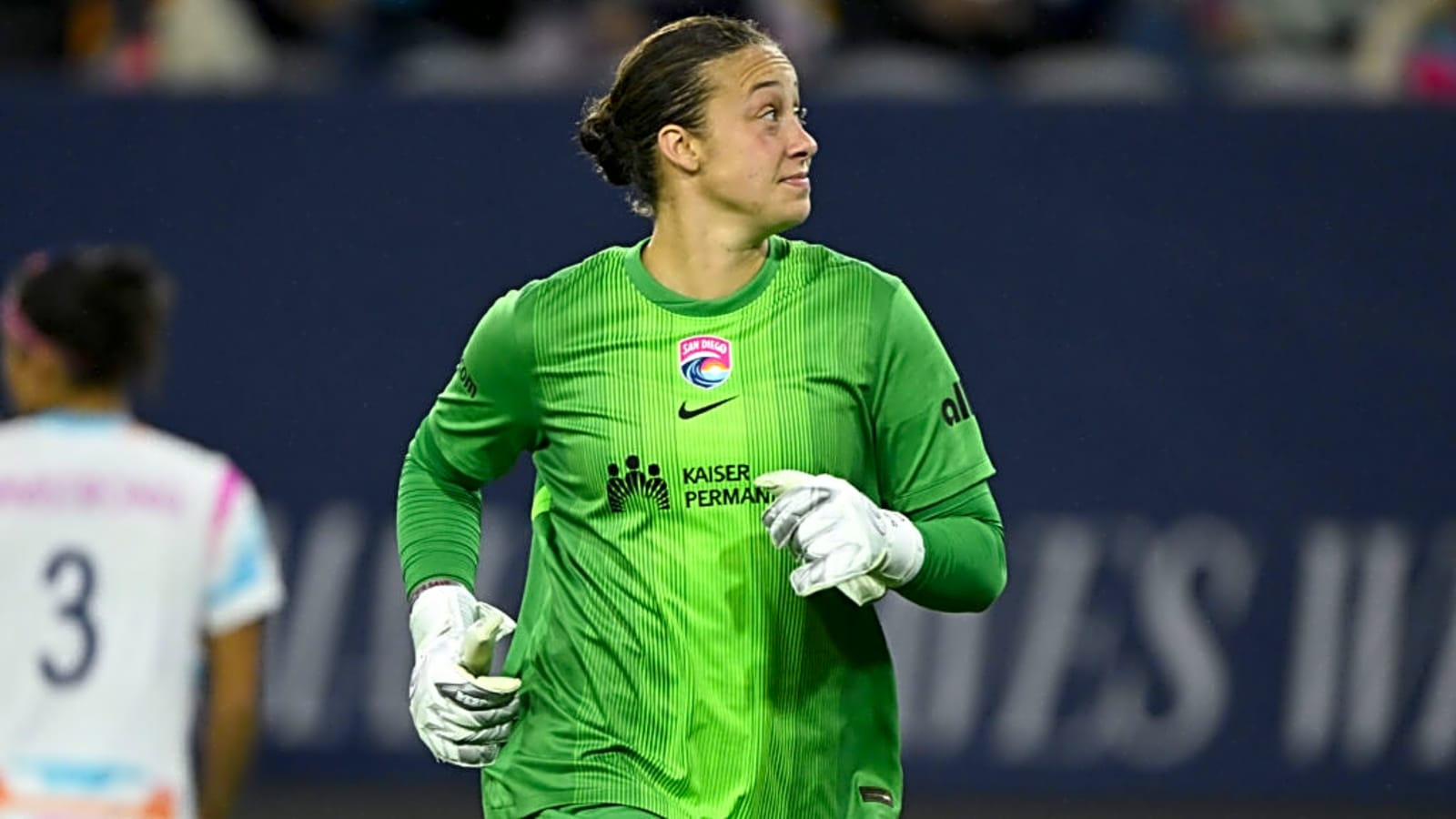 Goalkeeper Kailen Sheridan joins North Carolina Courage