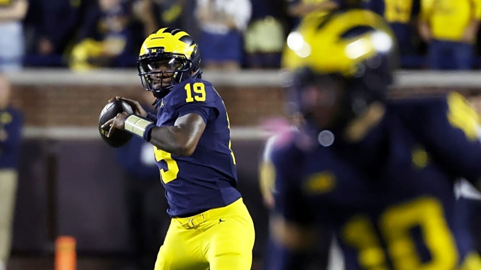 Michigan Opens Underwood Era With 34–17 Win Over New Mexico