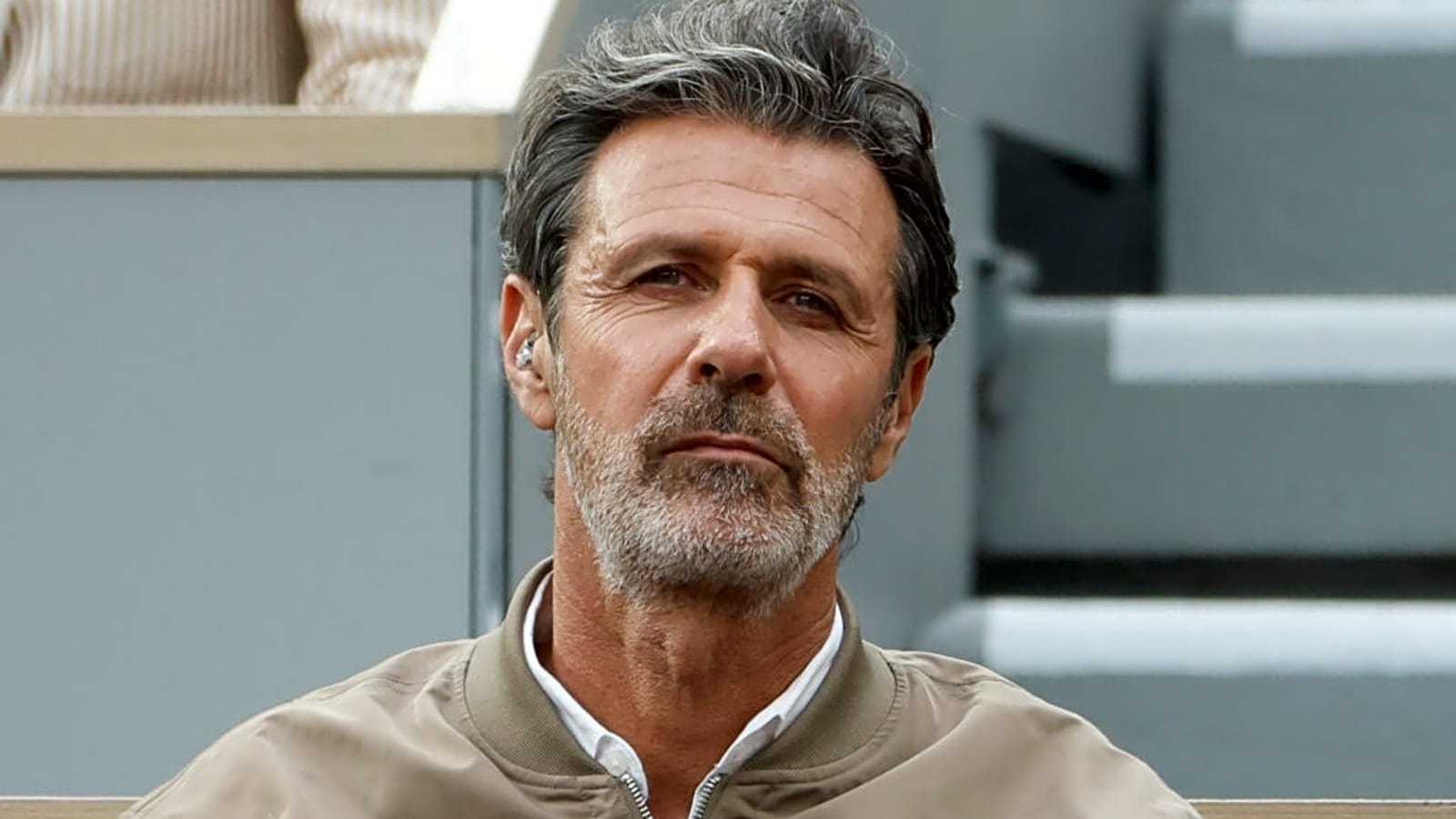 Patrick Mouratoglou chooses who has the better serve between Jannik Sinner and Carlos Alcaraz