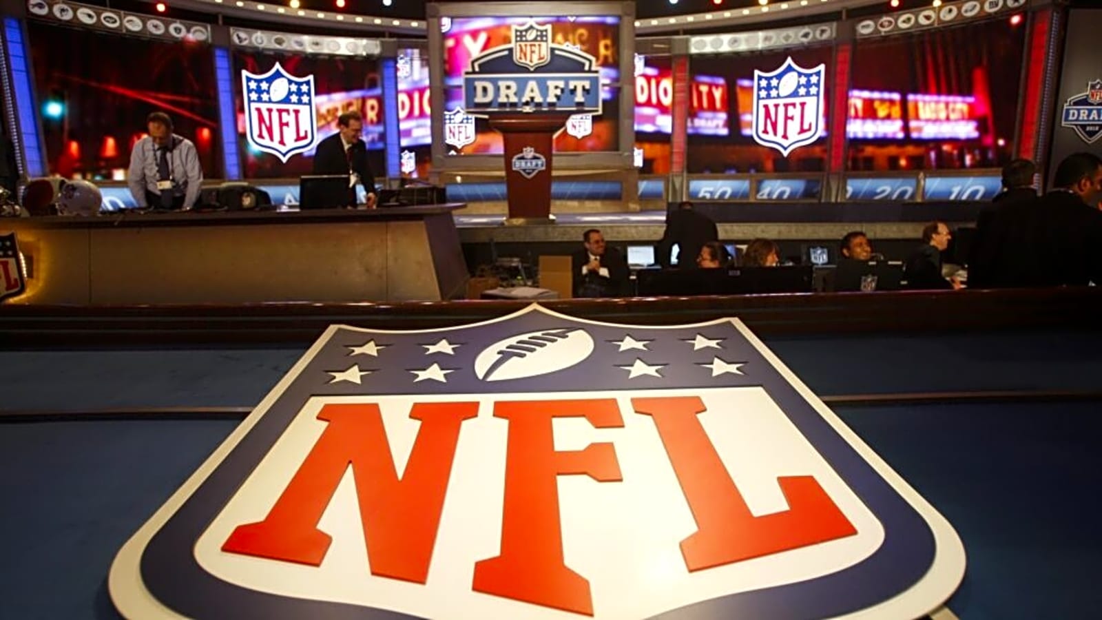 The NFL Draft’s most recent trade up into the 30th overall pick offers hope for the Dolphins’ quest for more draft picks