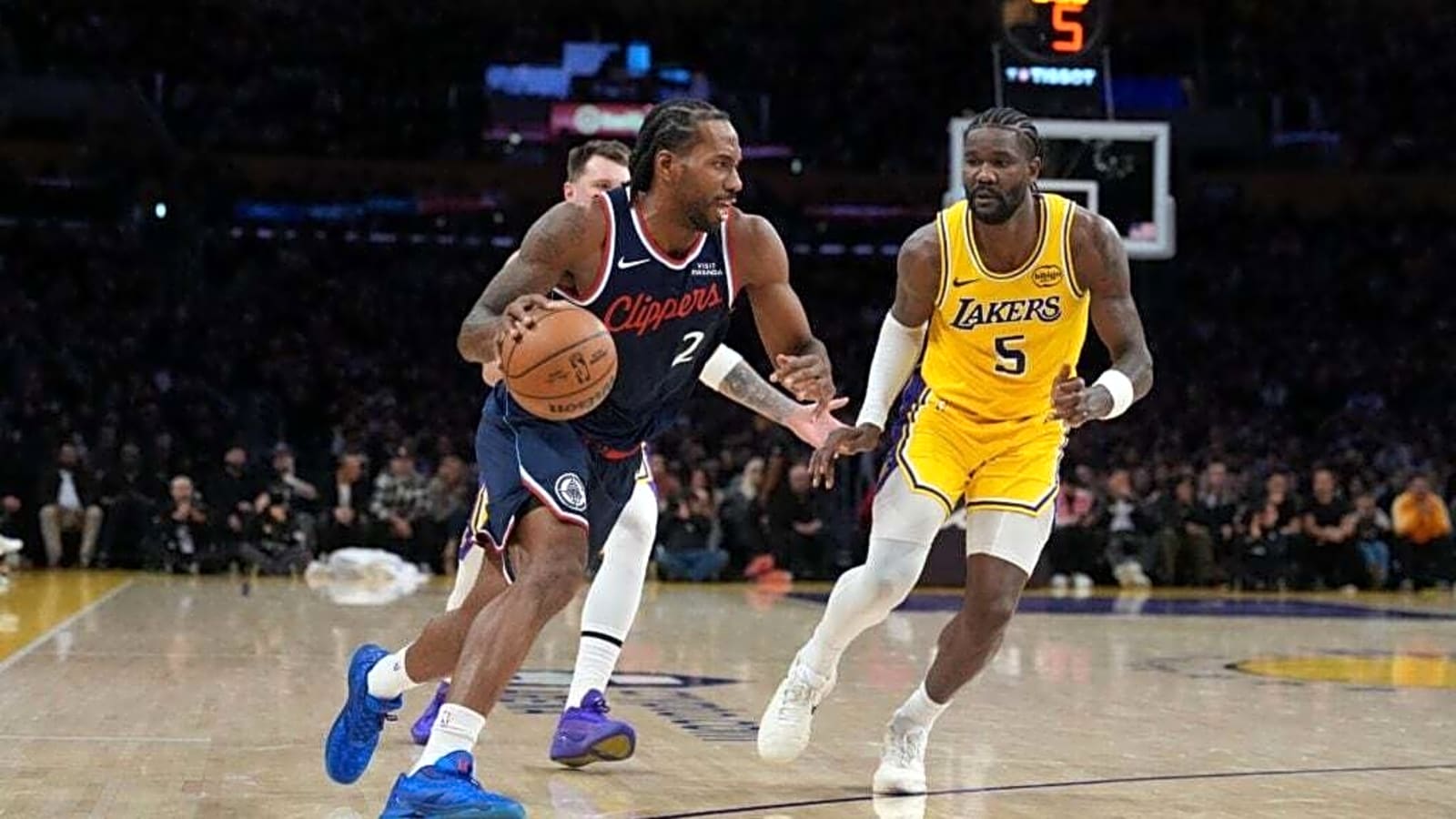 Should The LA Clippers Be Worried About Kawhi Leonard?