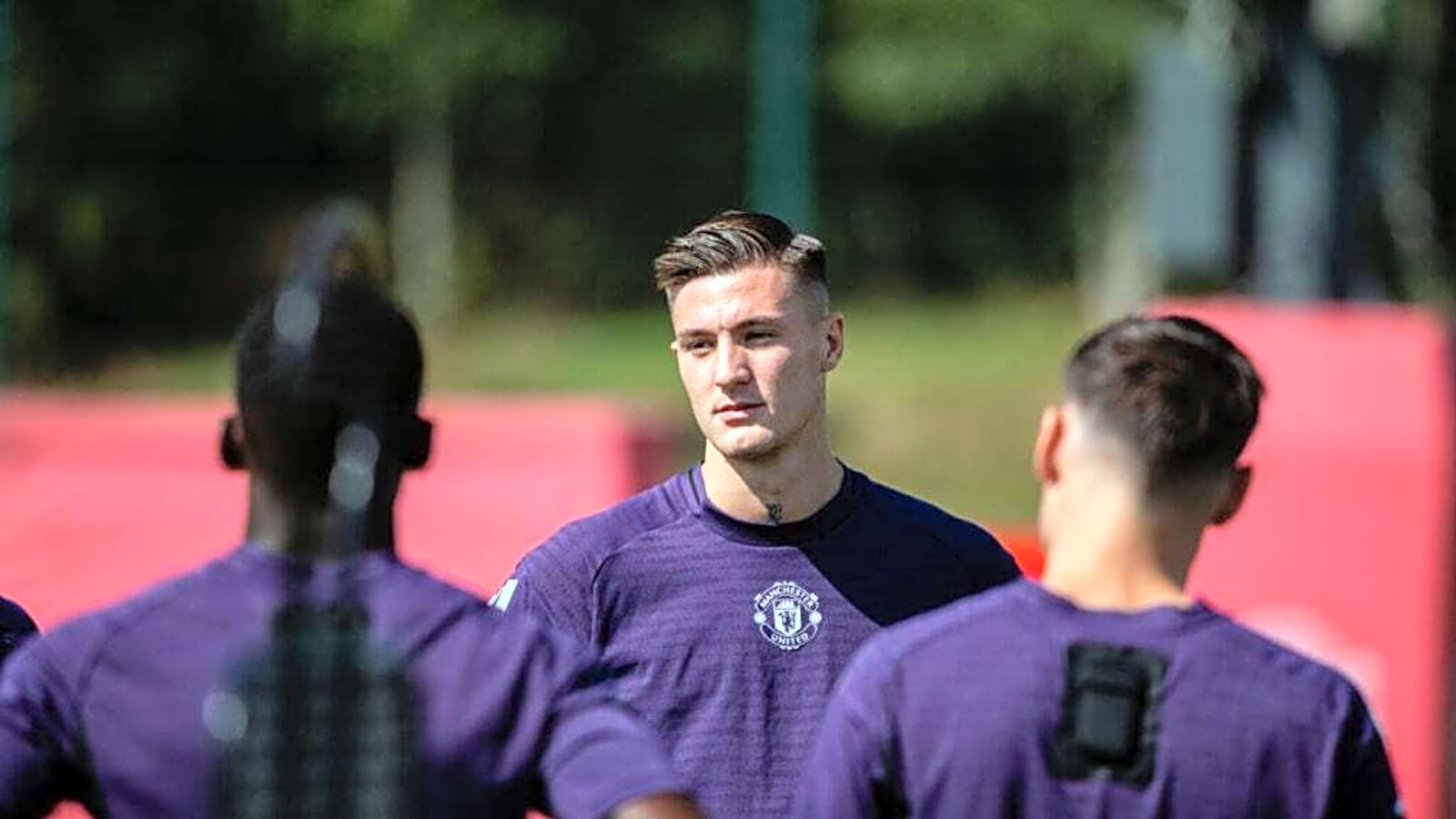 Benjamin Sesko opens up on choosing Man United over Newcastle in his first interview