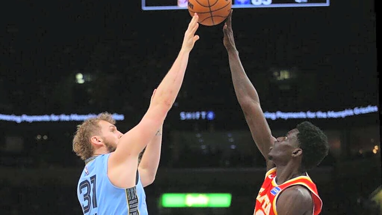 Hawks Acquire Center Depth At Trade Deadline