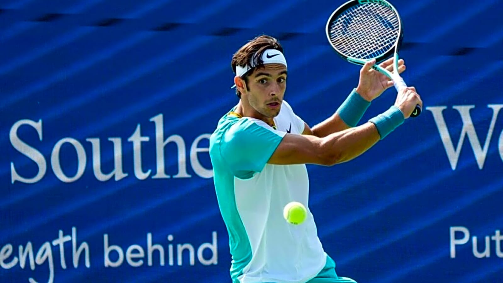 Jannik Sinner Faces Lorenzo Musetti in Historic US Open All-Italian Quarterfinal