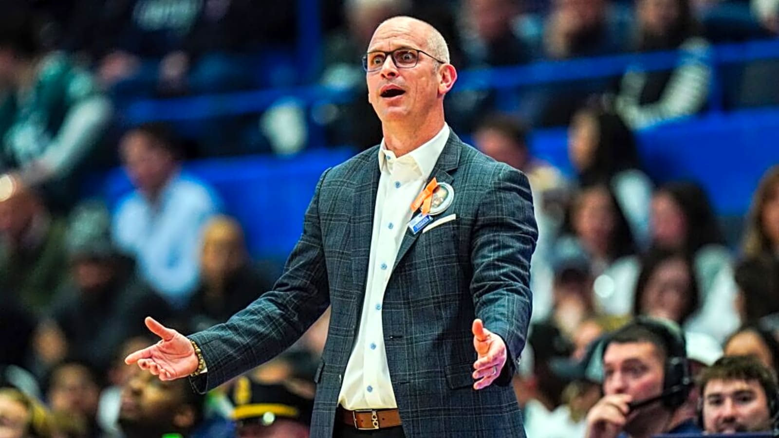 High School All-American Decommits From UConn