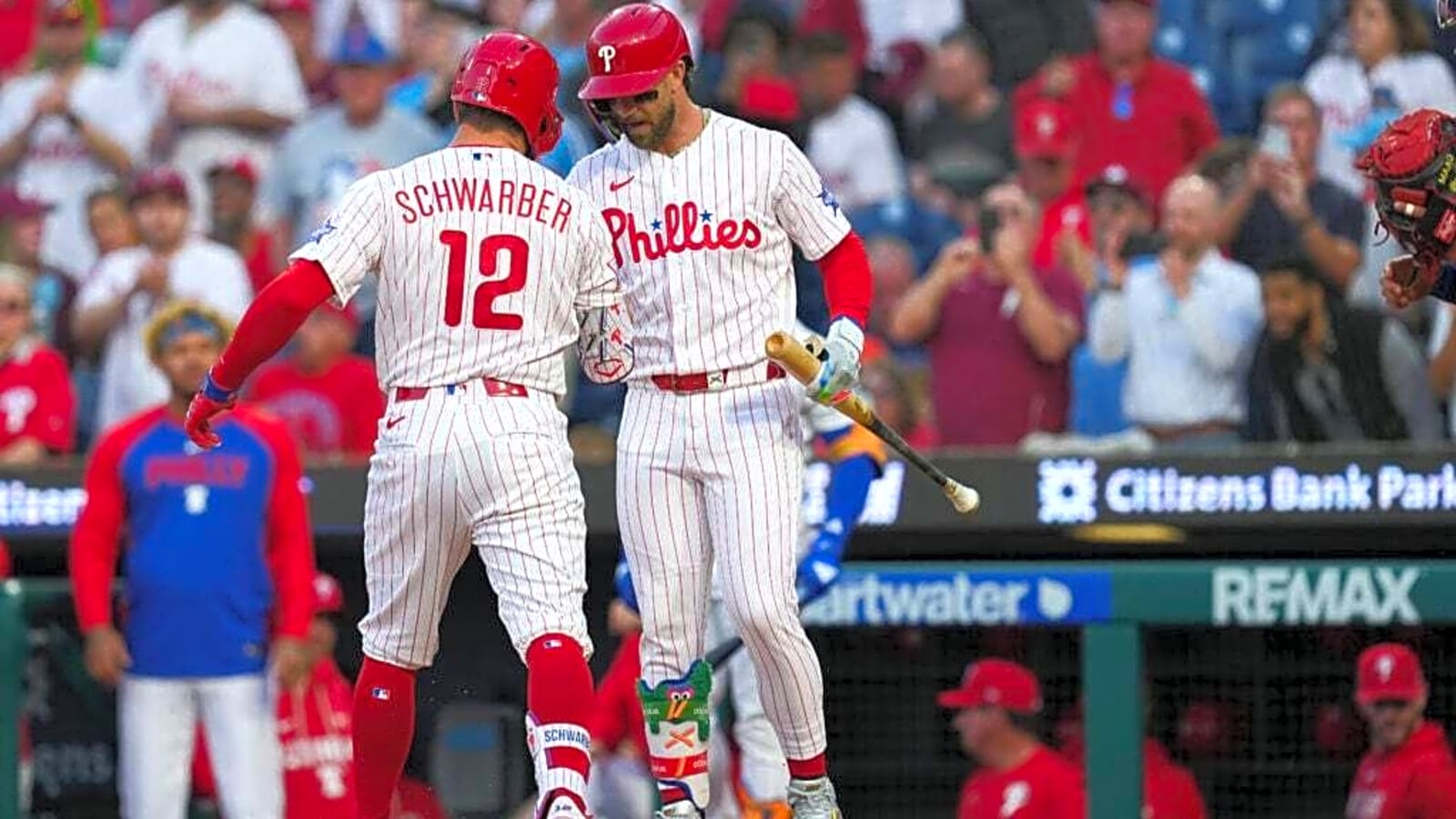 Why Philadelphia Phillies players faced brutal boos during Flyers’ playoff win