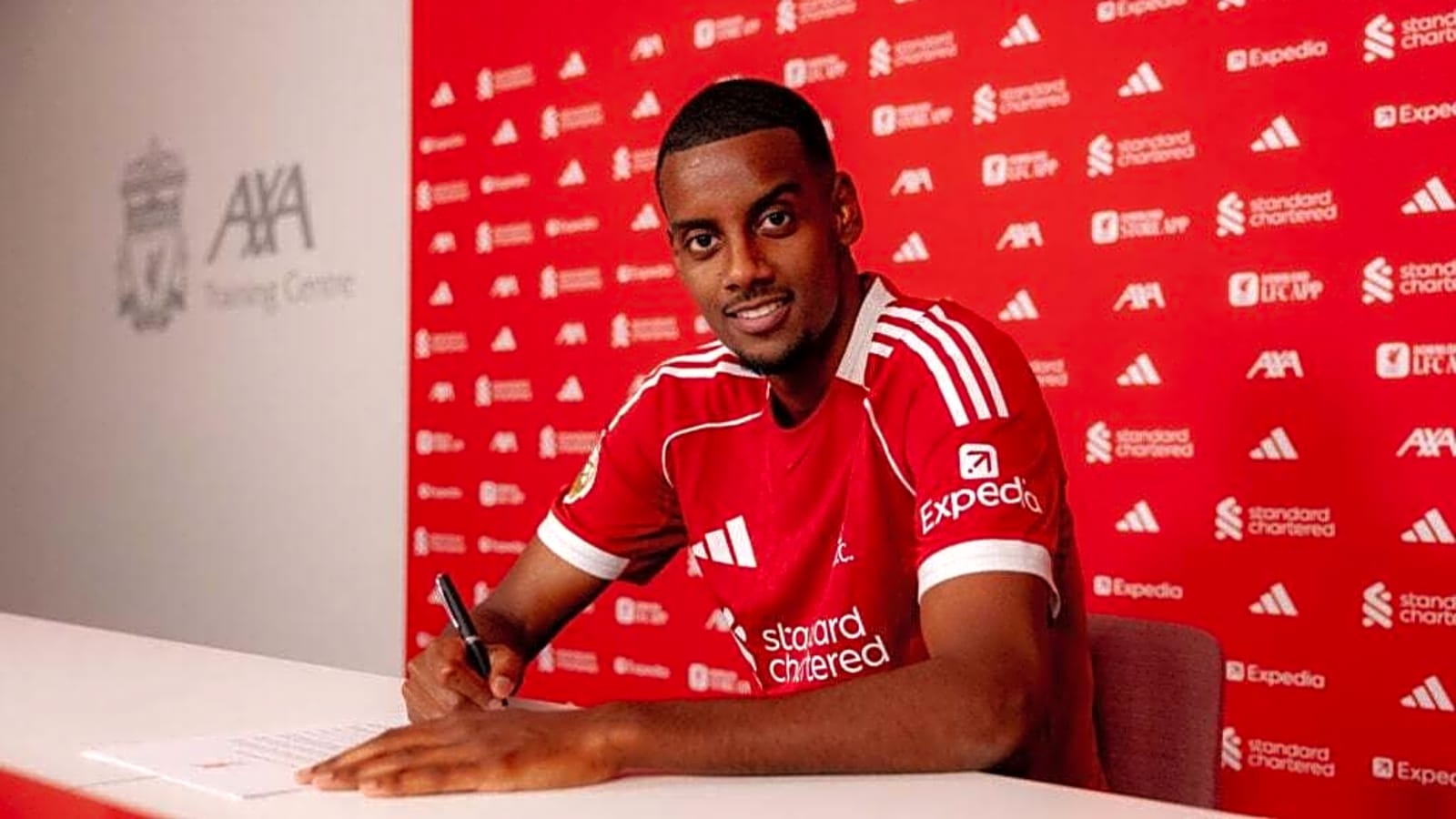 Joleon Lescott explains why Alexander Isak won’t be Liverpool’s top scorer this season