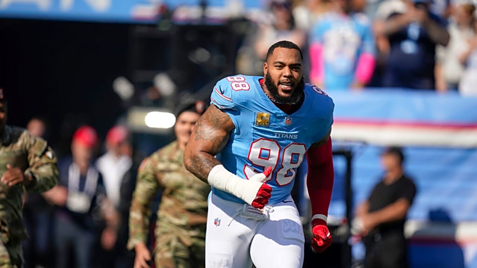 Bears Make Blockbuster Trade for Jeffery Simmons