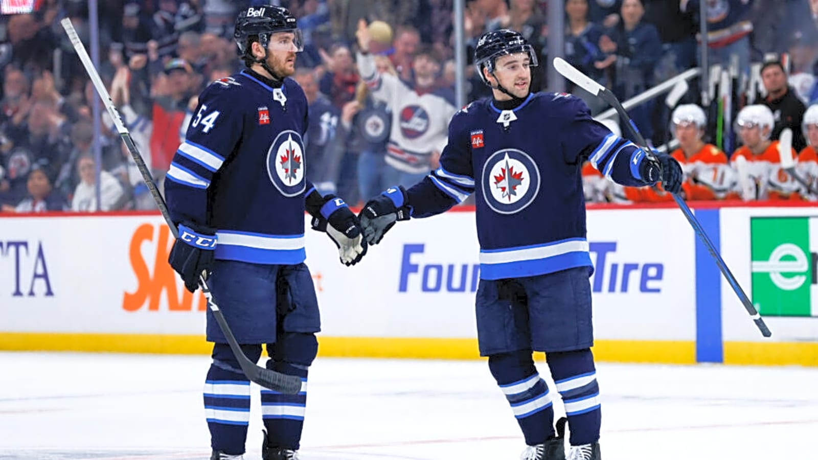 Winnipeg Jets Defenceman Signs Six-Year Extension