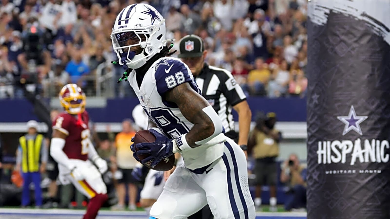 Cowboys’ CeeDee Lamb Gets Unsettling News After Monster Game