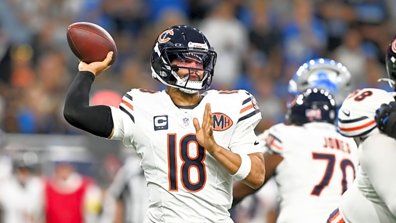 Analyst Floats Idea of Possible Benching of Bears’ Caleb Williams