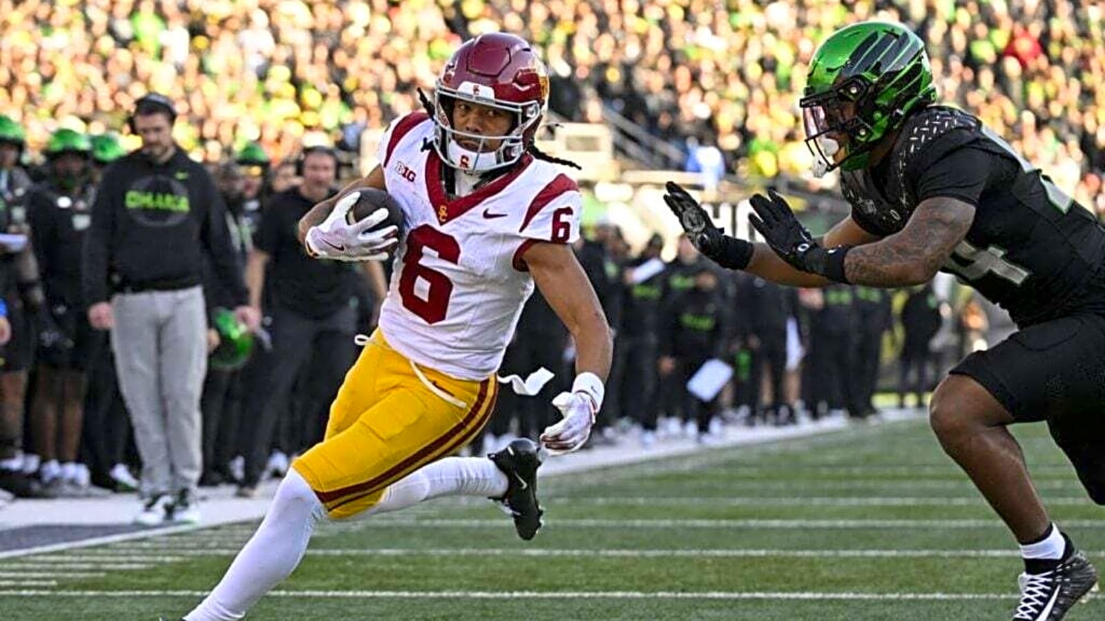 USC's Makai Lemon wins the Biletnikoff Award