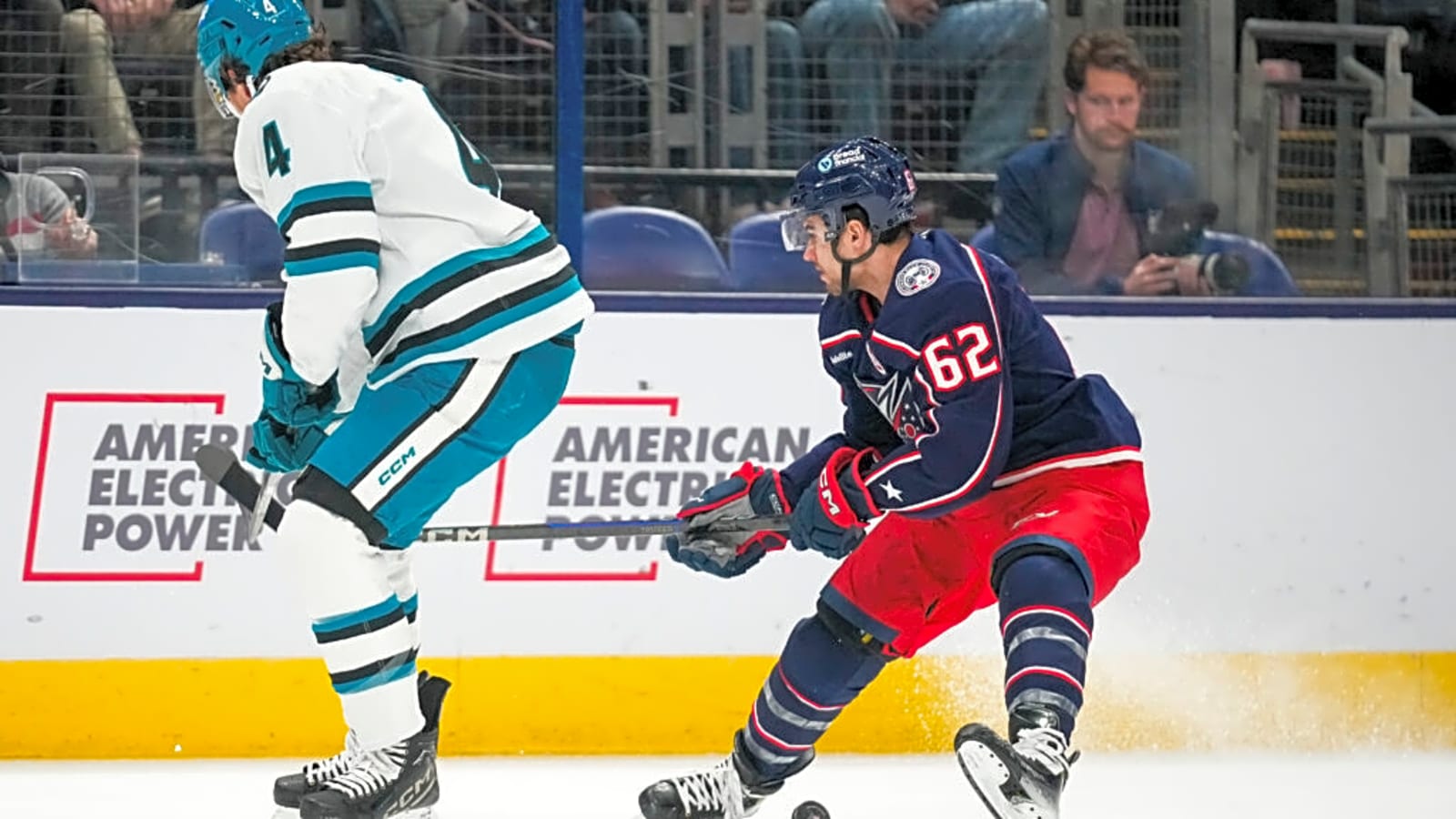 Carolina Hurricanes Bring In Veteran Forward on PTO