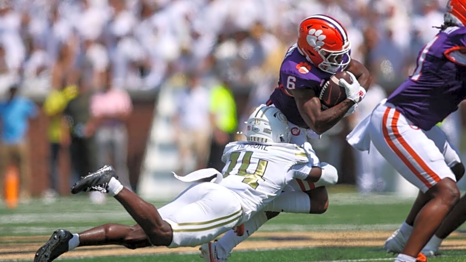 Clemson Drops Thriller at Georgia Tech 