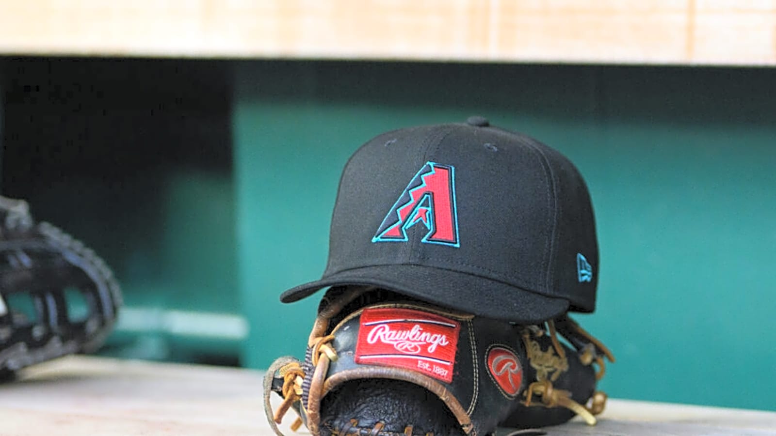 Diamondbacks’ 26-Year-Old Catcher Abruptly Retires
