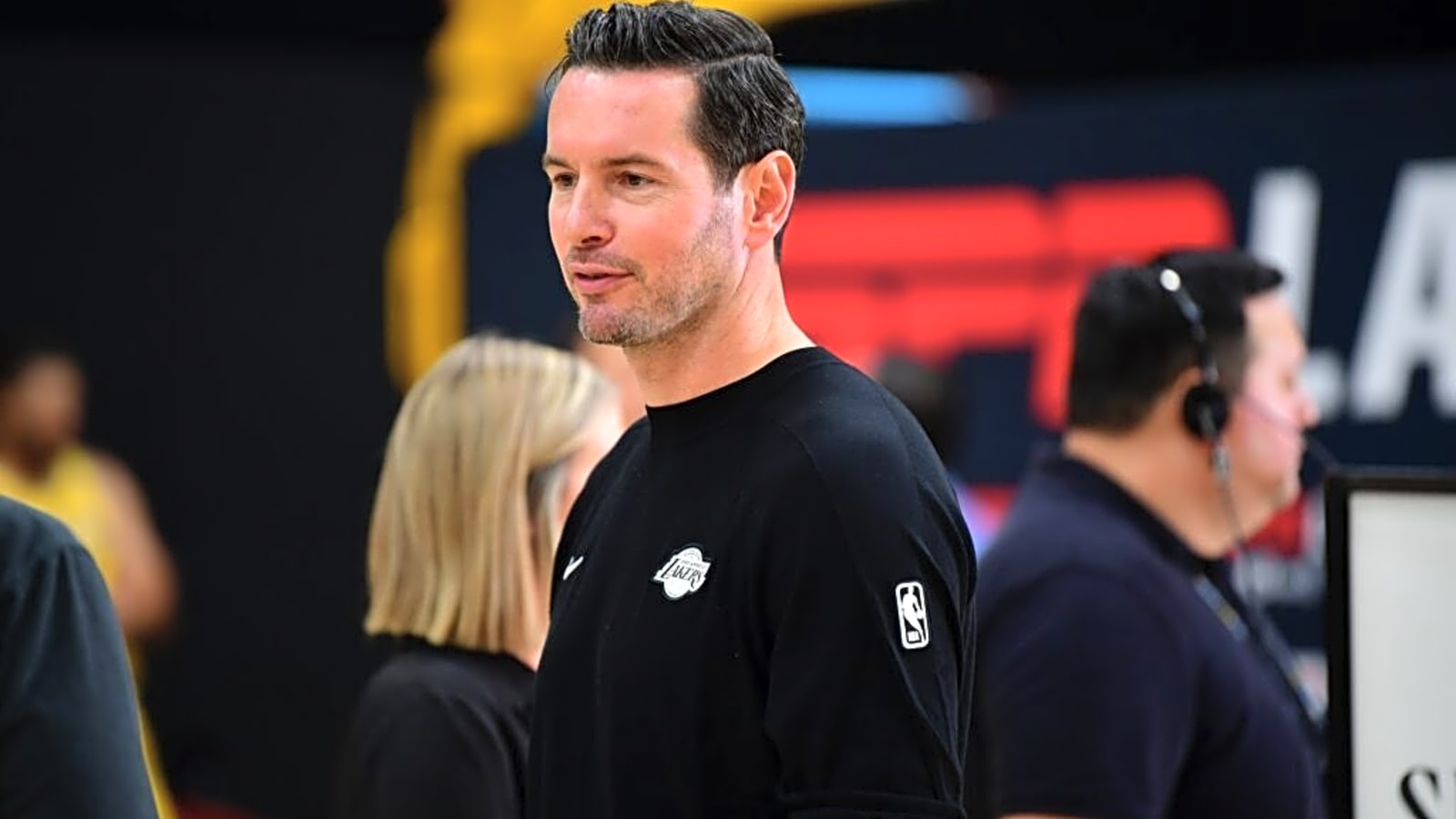 JJ Redick Says Lakers Have 7-to-8 Starters On Roster, How Will He Handle His Rotation?, Plus Injury Updates