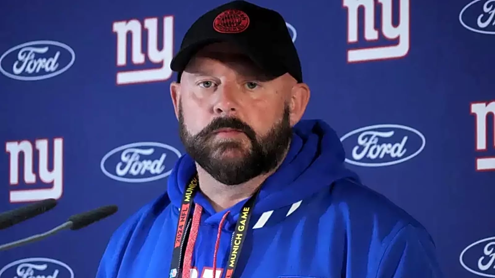 Report: Giants' new edge-rusher suffers pec injury
