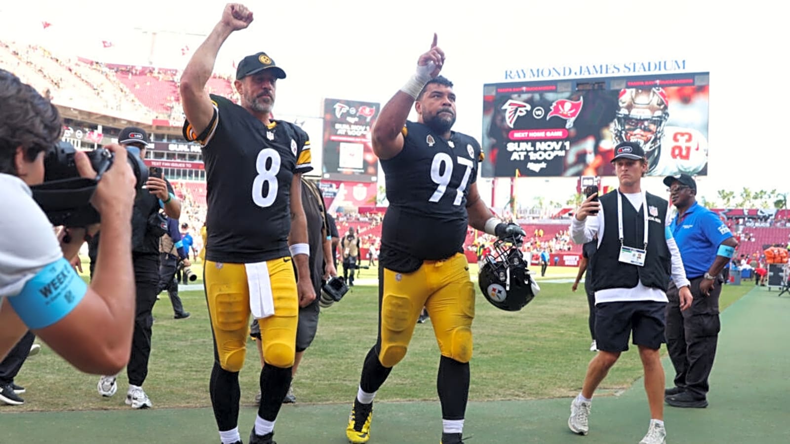 Steelers Complete Incredible Comeback to Beat Buccaneers in Overtime!