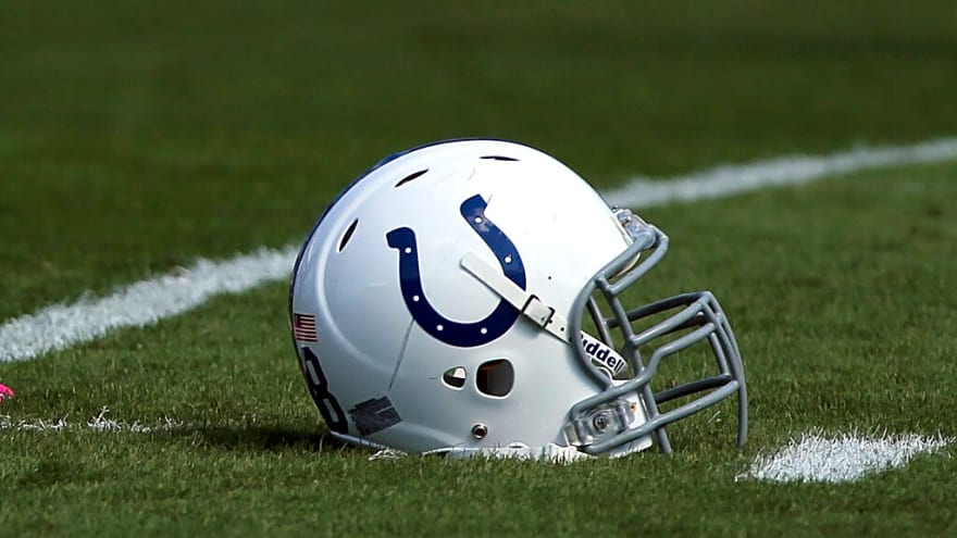 Indianapolis Colts Defender Takes Clear Shot at His Teammates