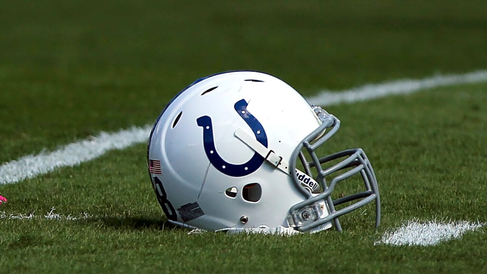 Indianapolis Colts Defender Takes Clear Shot at His Teammates