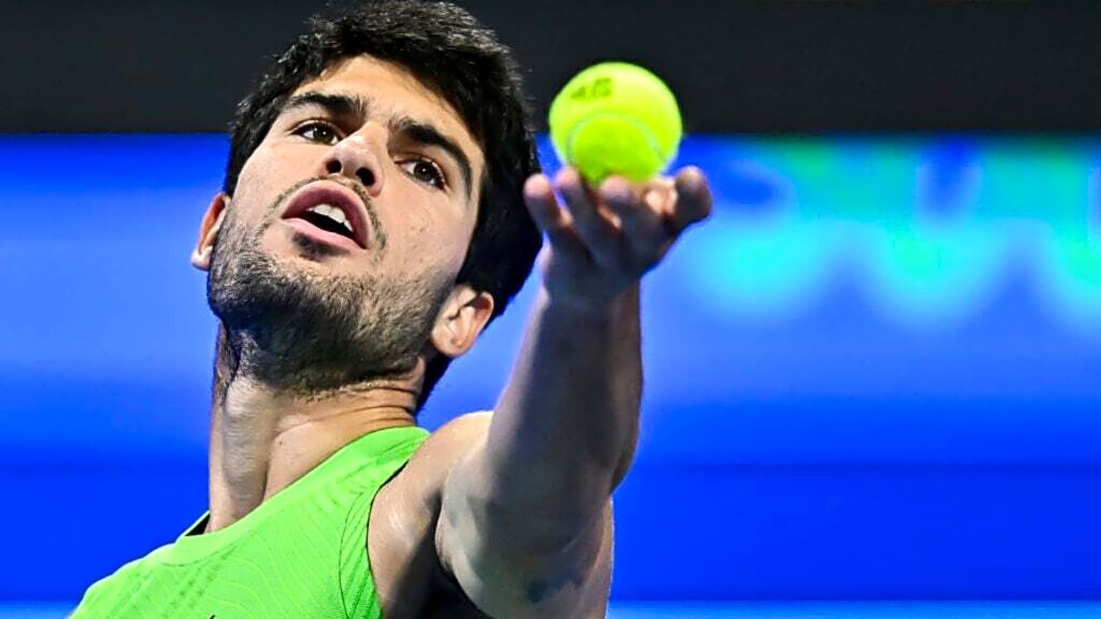 Carlos Alcaraz serve change questioned after wrist injury scare