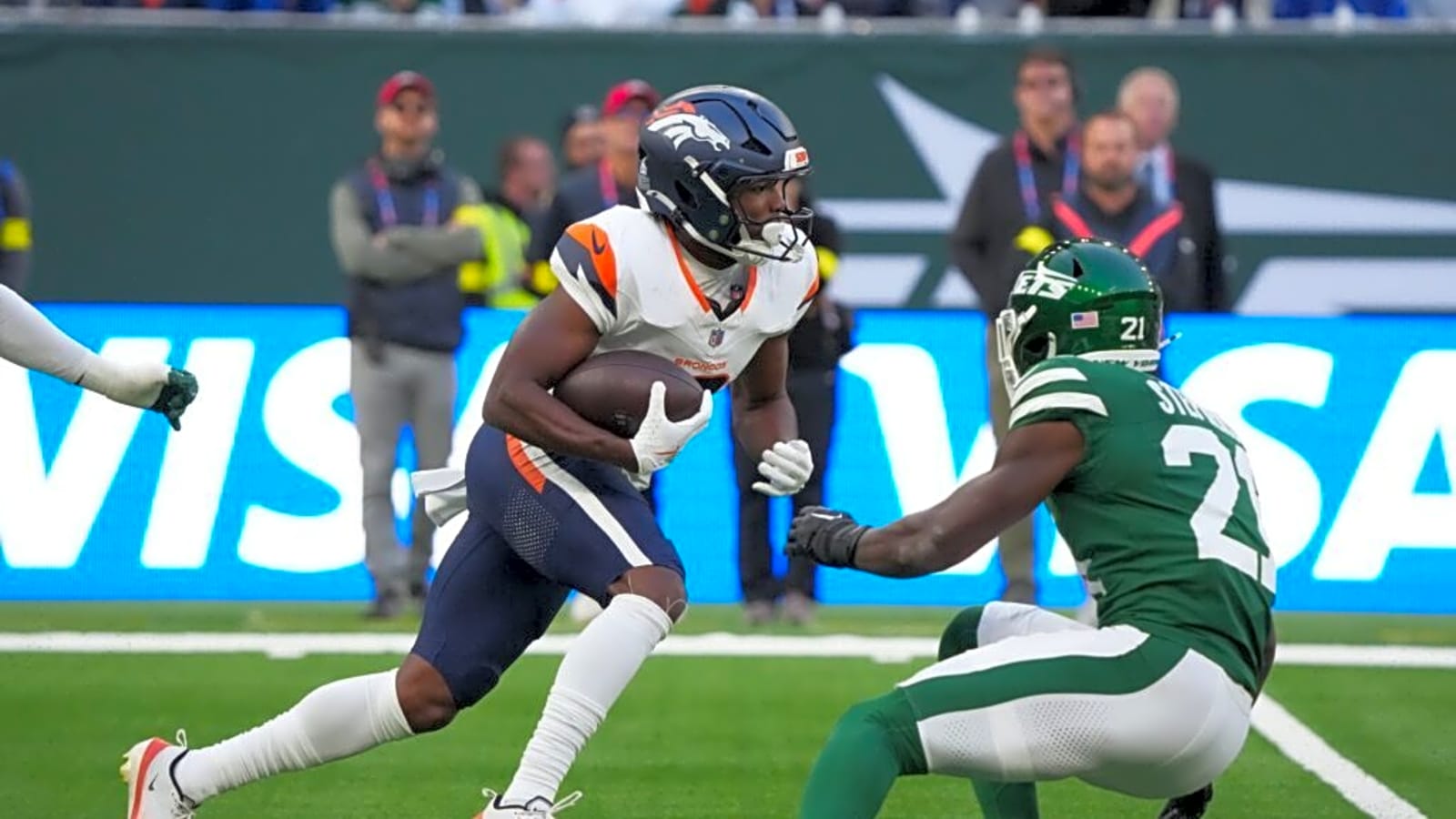 Disaster Continues as the Jets Fall to 0-6 After Ugly Loss in London