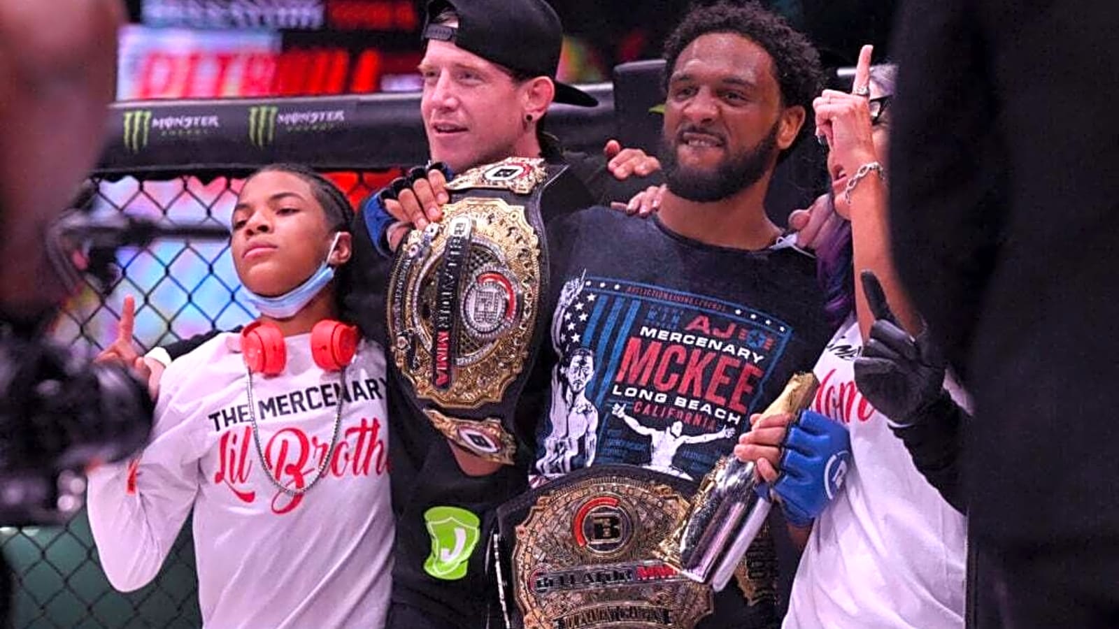 Ex-featherweight champion who said he would destroy Alexander Volkanovski in UFC re-signs with PFL