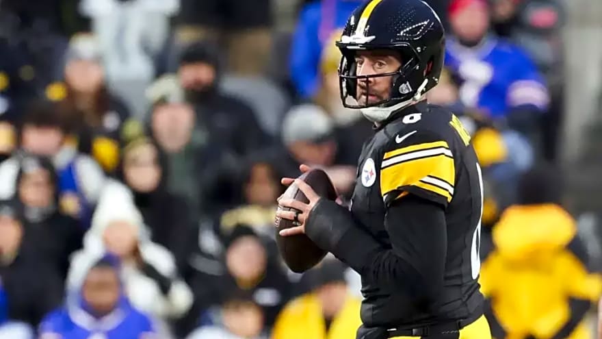 Aaron Rodgers is Turning the Steelers Into a Circus, And We All Saw It Coming