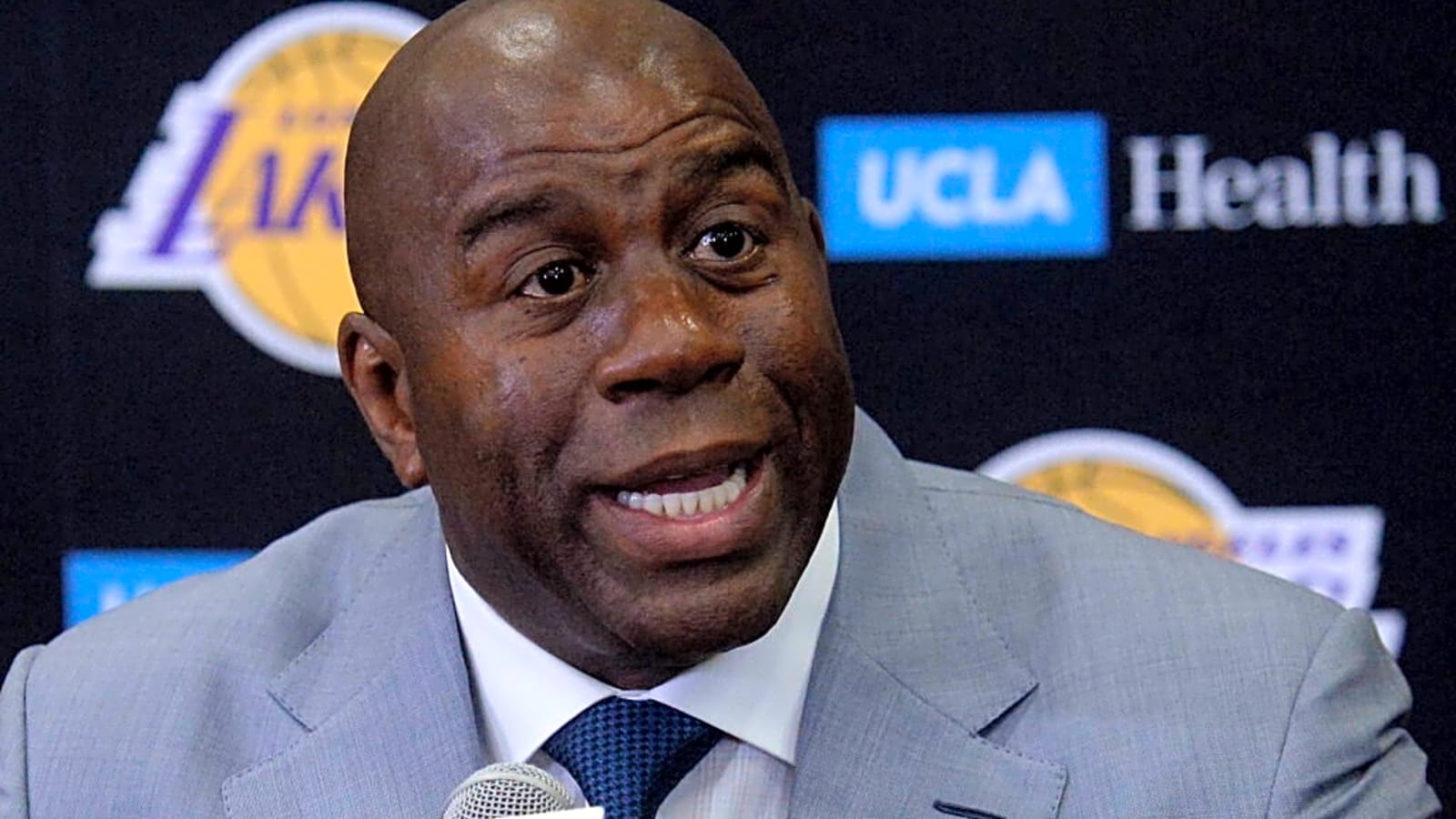 Magic Johnson Reacts to Lakers’ Concerning Woes Around Luka Doncic, Austin Reaves