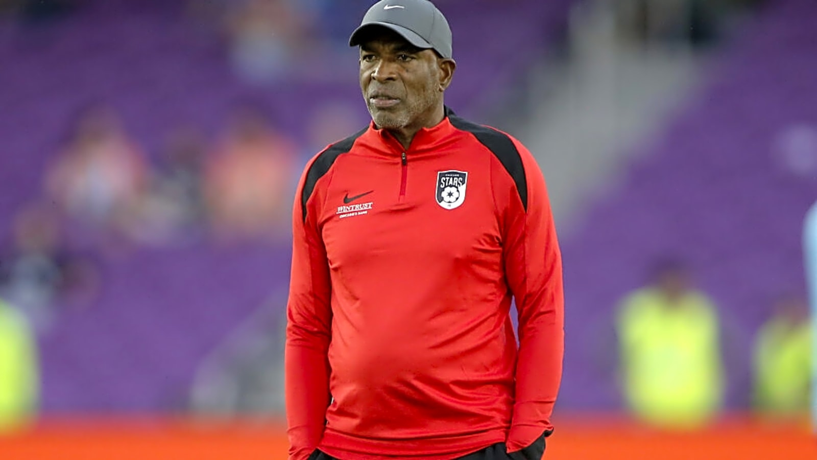 Last-place Stars fire Lorne Donaldson