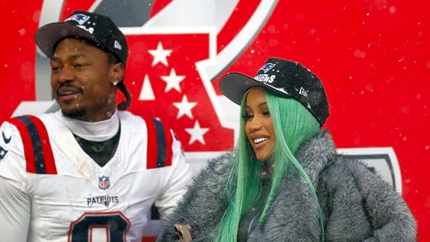 Stefon Diggs jokes he must win Super Bowl ring before proposing to Cardi B