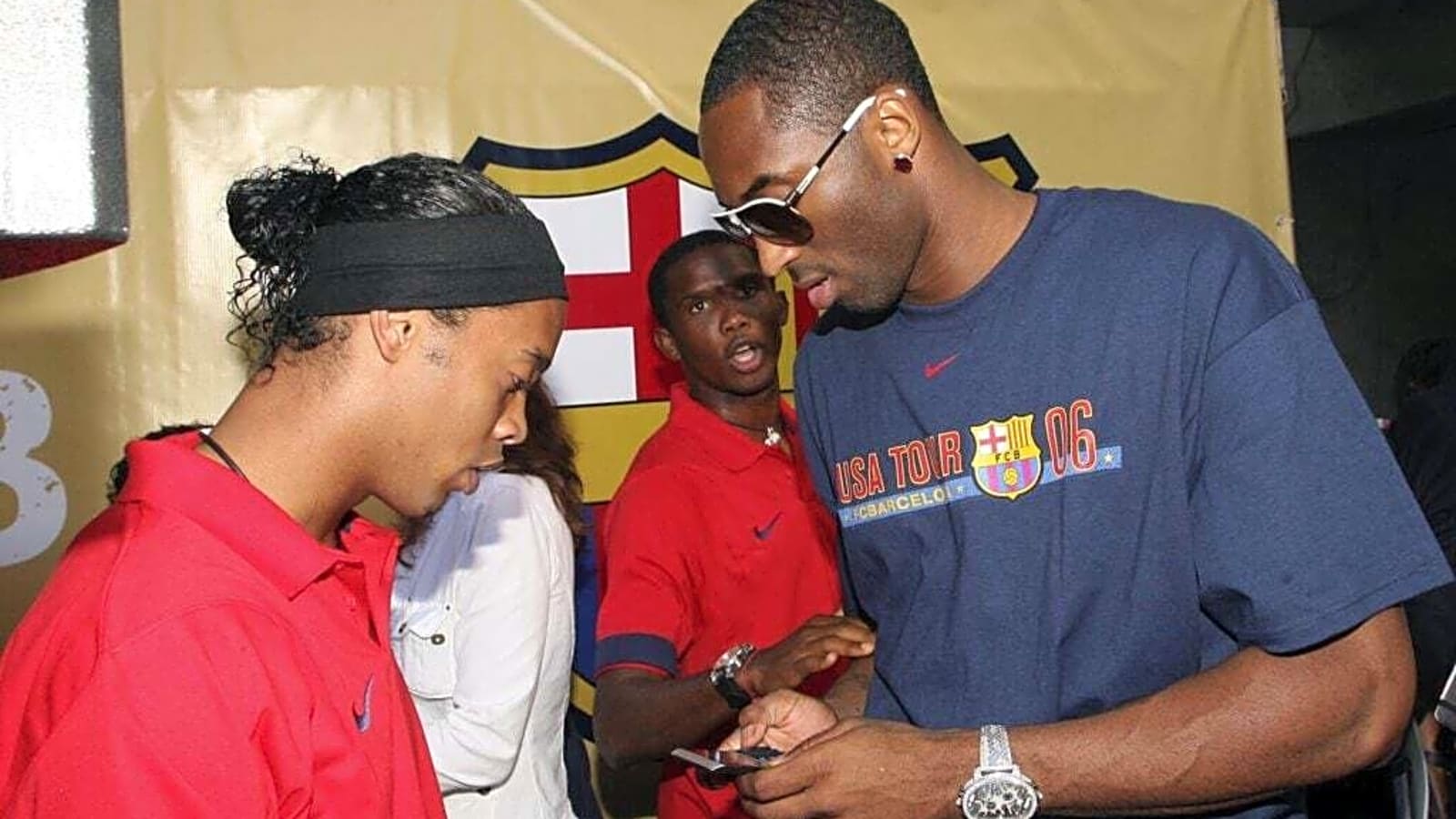 How Ronaldinho shocked Kobe Bryant by predicting Lionel Messi’s rise to GOAT status