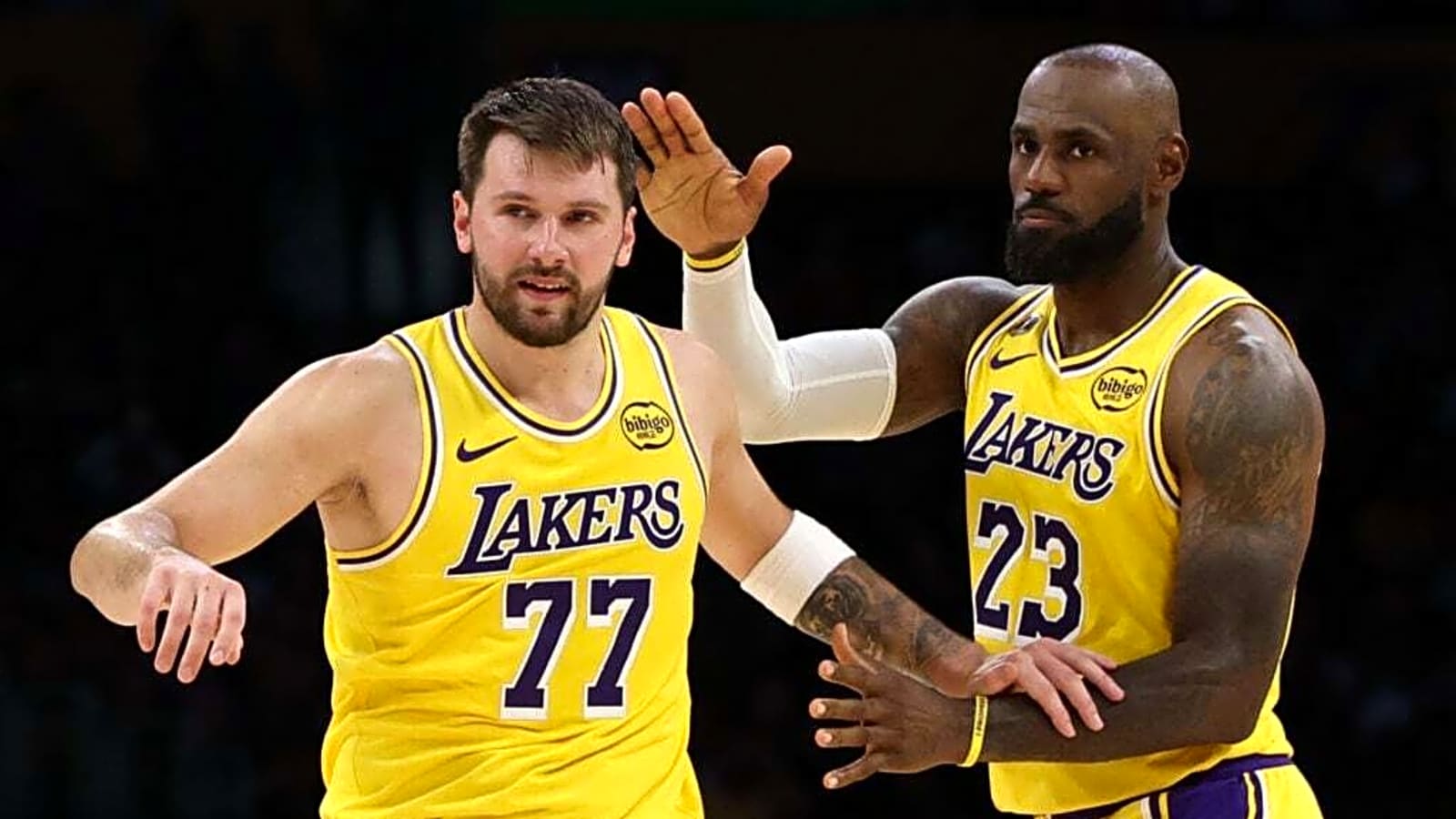 LeBron James, Luka Doncic use golf for team-bonding activity amid 9-game LA Lakers winning streak