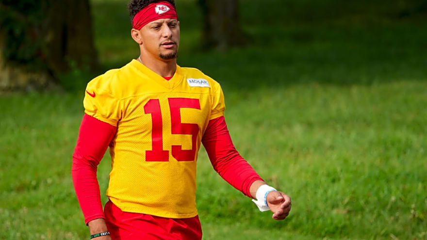 Chiefs’ Patrick Mahomes Drops Cautious Return Update