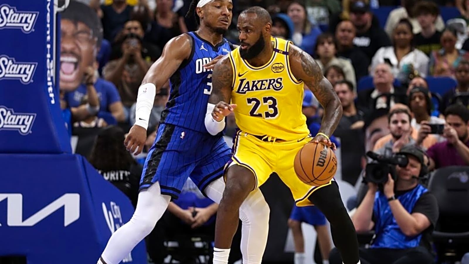 Lakers Could Solve Center Problems with One Bold Trade