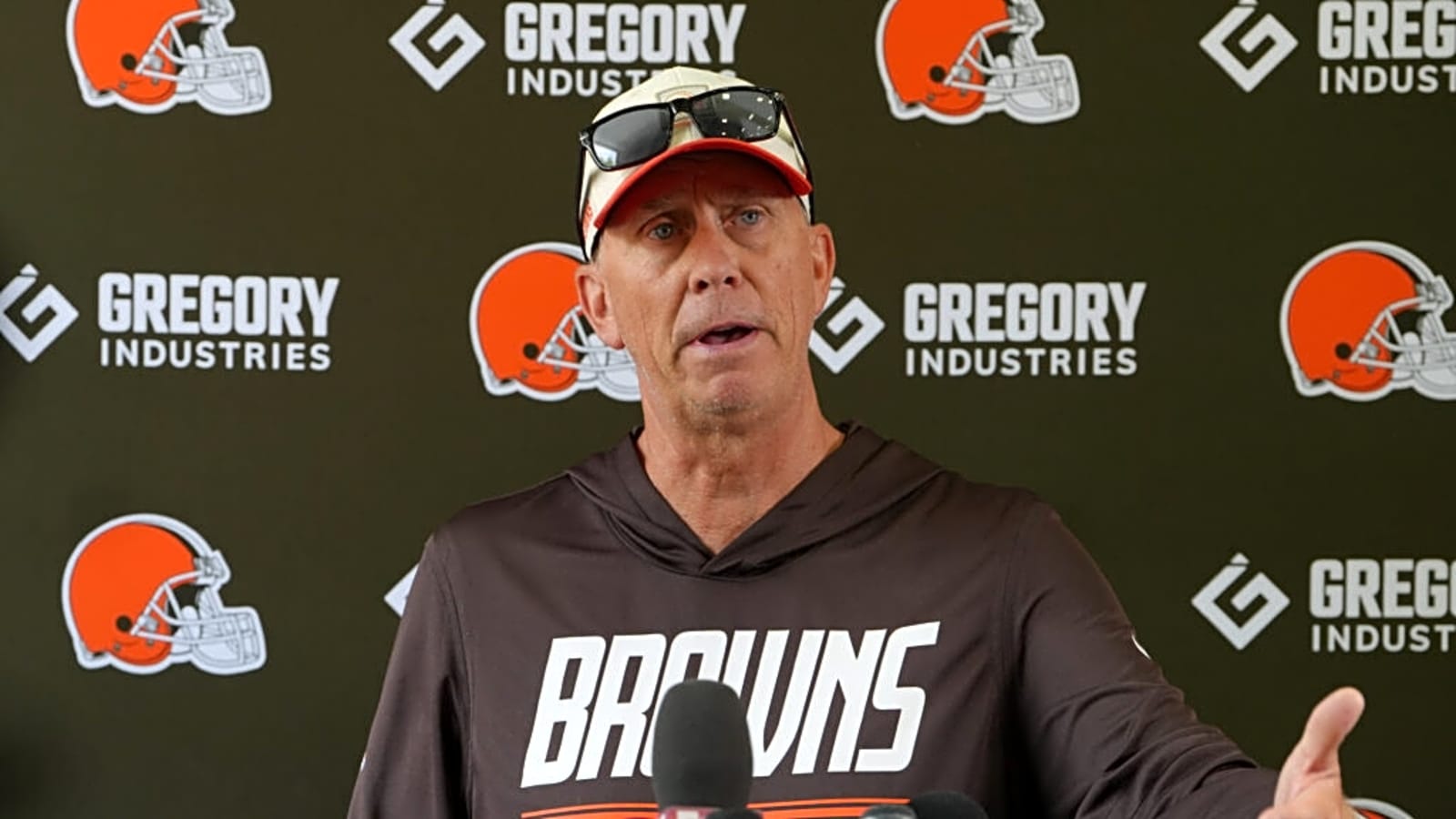 Cleveland Browns Terminate Contract of 6-Year NFL Veteran