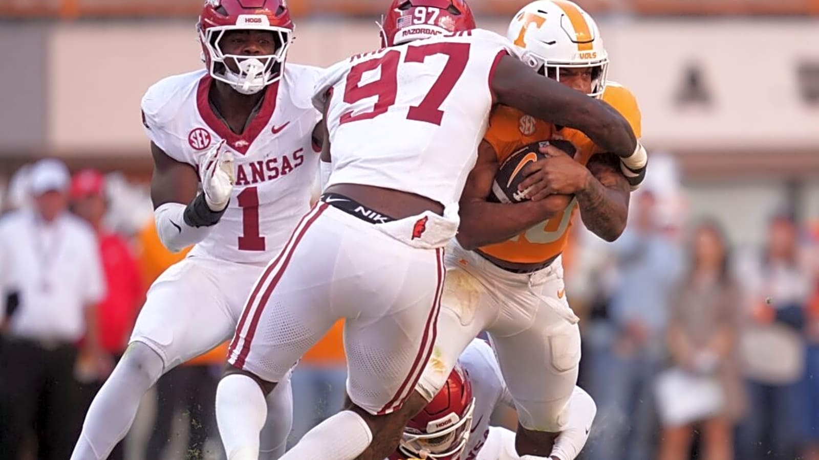 5 Defensive NFL Draft Risers From Week 9