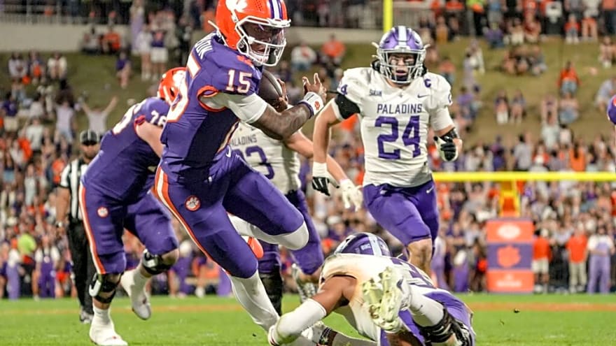 Clemson Clinches Bowl Eligibility